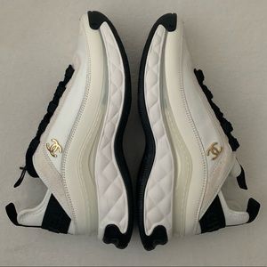 Rare Chanel CC Rev Sneakers Ivory White 37.5/7.5 NEW